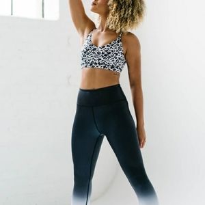 Black Metallic Ombré Light n Tight Legging